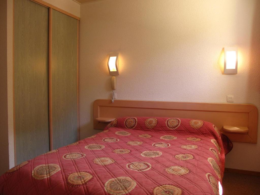 Hotel De La Mairie LʼArgentière-la-Bessée Habitación foto